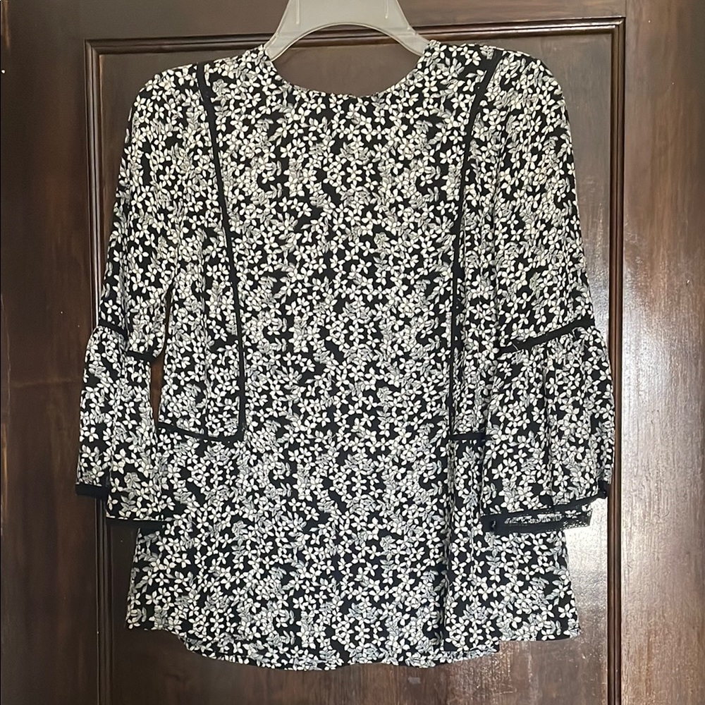 Floral Black and White Women's Top